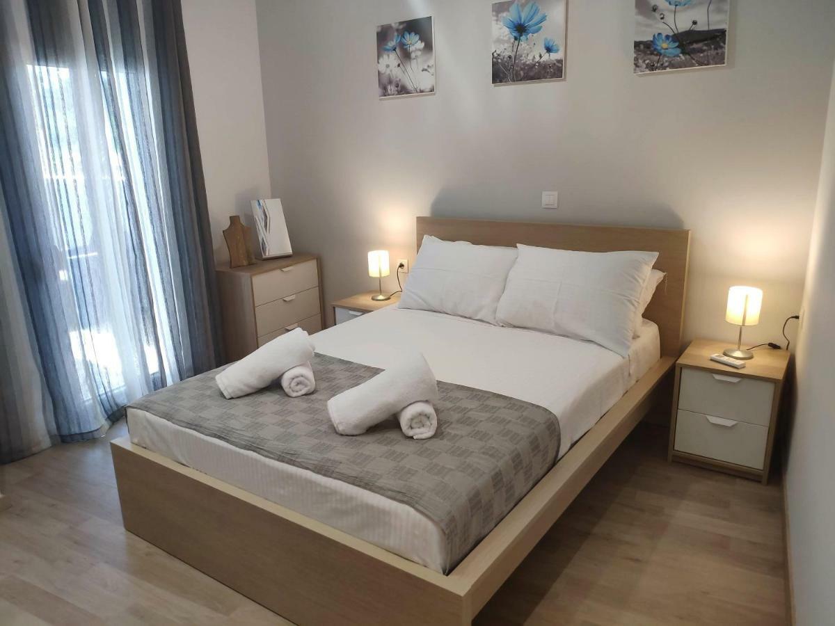 Neva Apartments By The Beach Makrýgialos 外观 照片