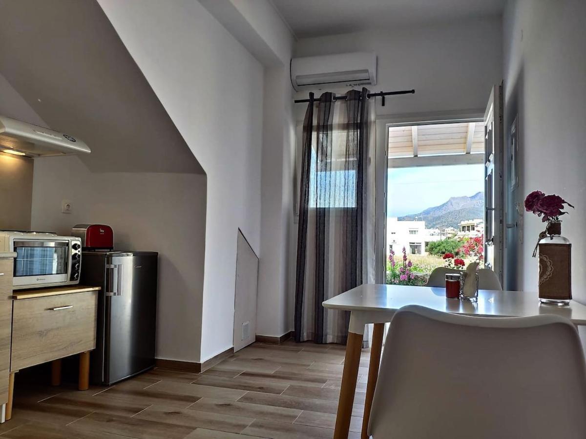 Neva Apartments By The Beach Makrýgialos 外观 照片
